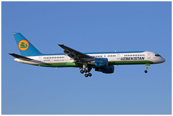 Uzbekistan Airways / Boeing 757-200 / UK-75701 / 26.02.2019 / © Martin Hackl