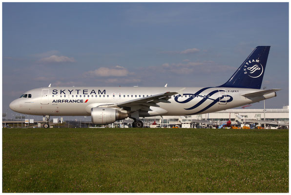 Air France / Airbus A320-200 / F-GFKY / 09.07.2013 / © Martin Hackl