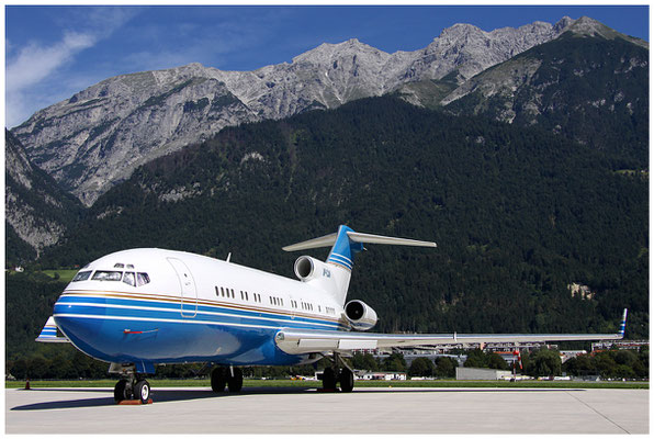 Starling Aviation / Boeing 727-76 / VP-CJN / 16.07.2011 / © Eva Maria Müller