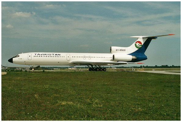 Tajikistan Airlines / Tupolev TU-154 M / EY-85691 / 20.07.2002 / Martin Hackl