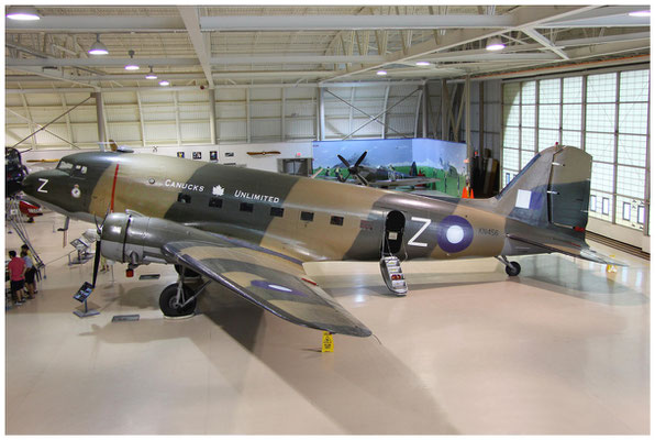 Canadian Warplane Heritage Museum / Douglas DC-3 Dakota / C-GDAK / 22.08.2009 / © Eva Maria Müller