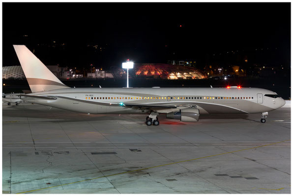 Roman Abramovic Enterprises / Boeing 767-300ER / P4-MES / 10.11.2015 / © Berni Müller