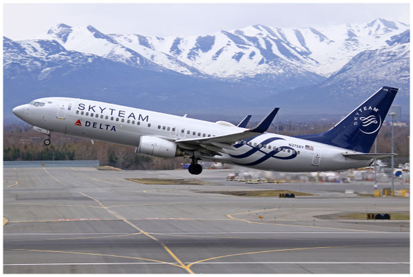 Delta Air Lines / Boeing 737-800 WL / N3758Y / 03.05.2024 / © Martin Hackl