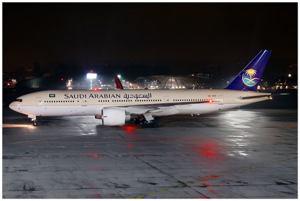 Saudi Arabian Airlines / Boeing 777-200ER / HZ-AKH / 13.12.2007 / © Berni Müller