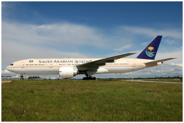 Saudi Arabian Airlines / Boeing 777-200 / HZ-AKI / 04.07.2007 / © Martin Hackl