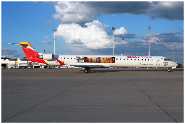 Air Nostrum (Iberia Express) / CRJ-1000 / EC-MTZ / 19.05.2024 / © Martin Hackl