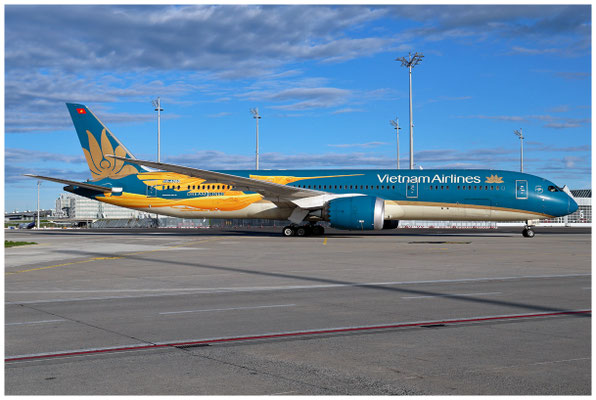 Vietnam Airlines / Boeing 787-9 / VN-A868 / 22.04.2025 / © Martin Hackl
