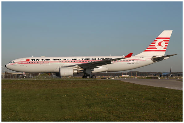 Turkish Airlines / Airbus A330-200 / TC-JNC / 15.10.2017 / © Martin Hackl
