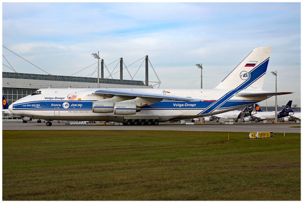 Volga Dnepr / Antonov AN-124-100 / RA-82081 / 20.10.2020 / © Martin Hackl