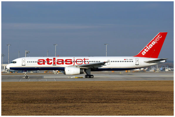 Atlas Jet / Boeing 757-200 / TC-OGG / 11.01.2005 / © Martin Hackl