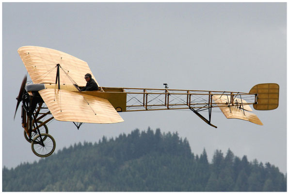 Private / Bleriot XI Thulin A / SE-AMZ / 27.06.2009 / © Berni Müller