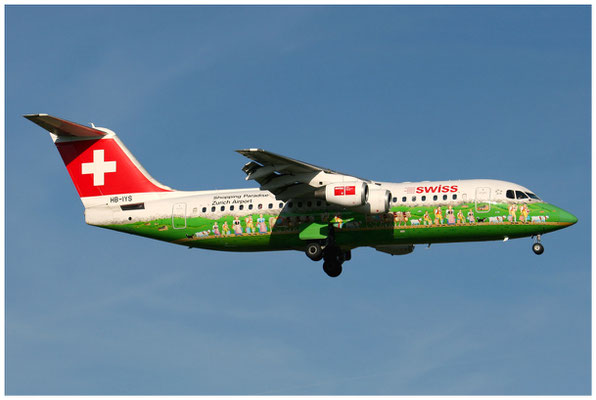 Swiss International Air Lines / Avro RJ100 / HB-IYS / 29.10.2010 / © Martin Hackl