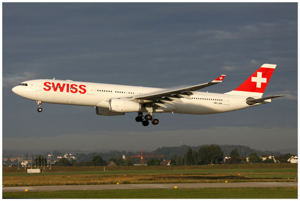 Swiss International Air Lines / Airbus A330-300 / HB-JHK / 03.08.2016 / © Martin Hackl