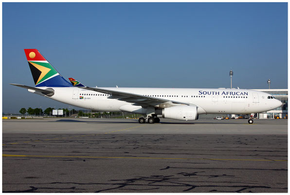 South African Airways / Airbus A330-200 / ZS-SXV / 06.06.2013 / © Martin Hackl