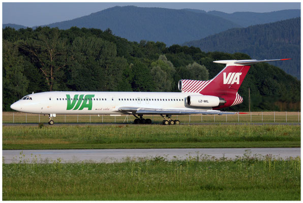 Air VIA / Tupolev Tu-154M / LZ-MIL / 27.07.2005 / © Berni Müller