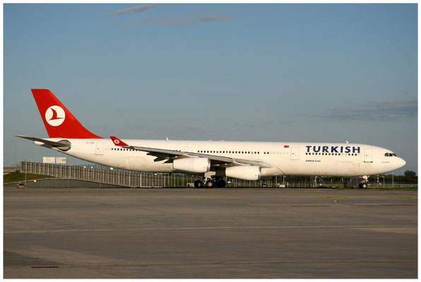 Turkish Airlines / Airbus A340-300 / TC-JDK / 18.08.2006 / © Martin Hackl