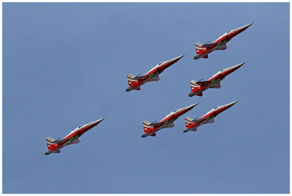 Flying Display of Patrouille Suisse and Helvetic Airways / 03.09.2023 / © Martin Hackl