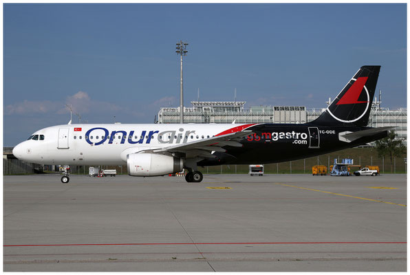 Onur Air / Airbus A320-200 / TC-ODE / 01.09.2019 / © Martin Hackl