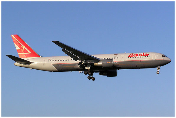 Lauda Air / Boeing 767-300ER / OE-LAU / 16.04.2004 / © Berni Müller