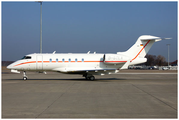 Hapag Lloyd Executive / Challenger 300 / D-BCLA / 06.03.2012 / © Martin Hackl