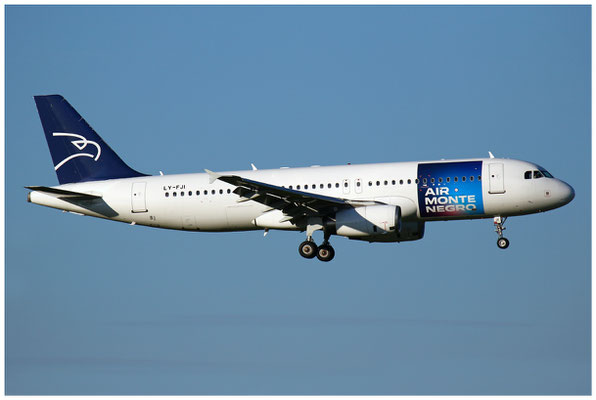 Montenegro Airlines (Heston Airlines) / Airbus A320-200 / LY-FJI / 01.09.2023 / © Martin Hackl