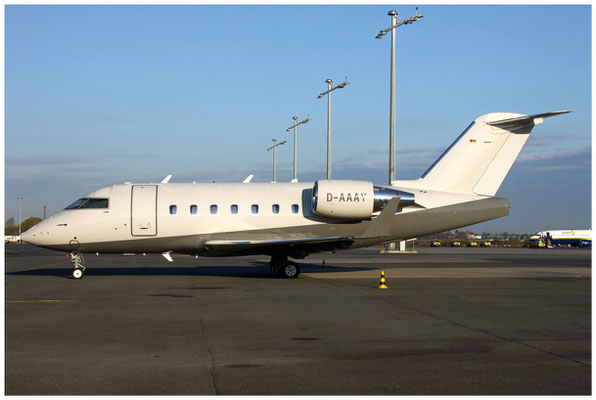 Air Independence / Challenger 604 / D-AAAY / 18.04.2015 / © Martin Hackl