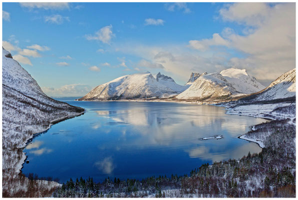 Bergsfjorden (Nord-Norwegen / Northern Norway) © Eva Maria & Berni Müller