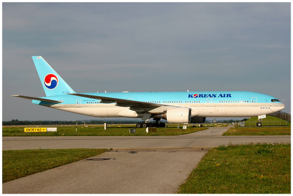 Korean Air / Boeing 777-200 / HL7764 / 06.08.2008 / © Martin Hackl