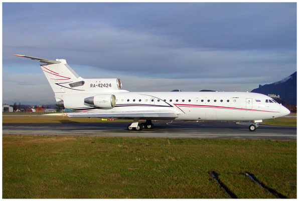 Lukoil Avia / Yakovlev Yak-42D / 04.01.2003 / © Berni Müller