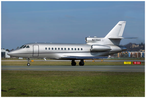 Private / Falcon 900 / N239AX / 24.03.2018 / © Berni Müller