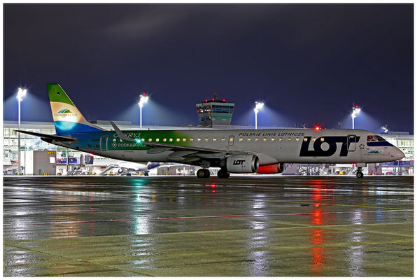 LOT Polish Airlines / ERJ-190-200 / SP-LNA / 22.11.2021 / © Martin Hackl