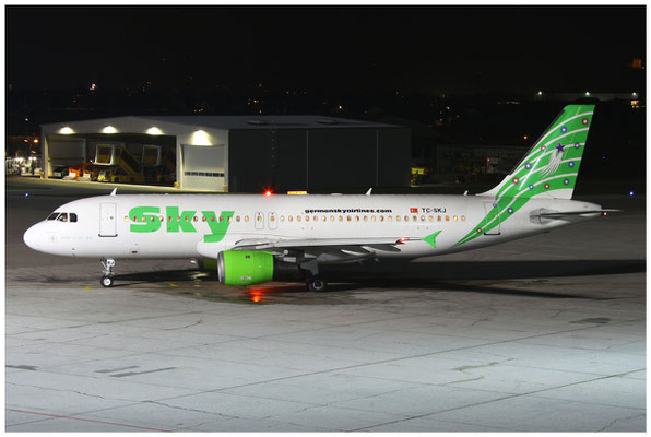 Sky Airlines / Airbus A320-200 / TC-SKJ / 17.11.2011 / © Berni Müller
