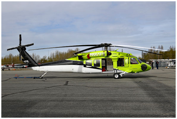 private / Sikorsky UH-60A Black Hawk / N661FS / 05.05.2024 / © Martin Hackl
