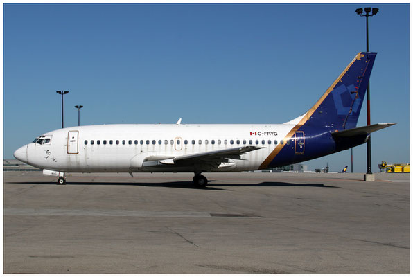 Royal Aviation / Boeing 737-200 / C-FRYG / 21.10.2007 / © Martin Hackl