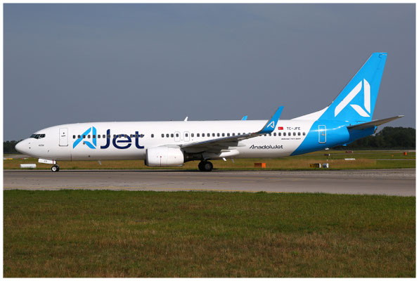 AJet / Boeing 737-800 WL / TC-JFE / 19.06.2024 / © Martin Hackl