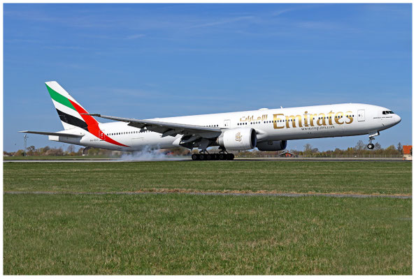 Emirates / Boeing 777-300 / A6-EGZ / 23.04.2026 / © Martin Hackl