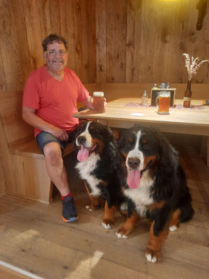 Nanook mit Herrchen und Kumpel Bolle