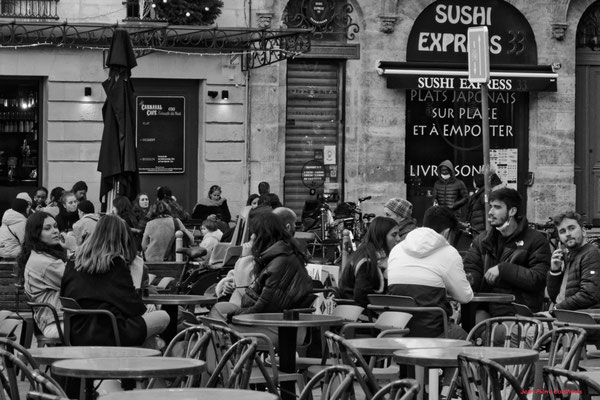 Cours Pasteur, Bordeaux. Samedi 18 décembre 2021. Photographie © Jean-Pierre Couthouis
