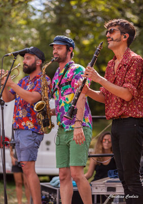 Concert d'Opsa Dehëli, Aérocampus / Château de Latresne, Ouvre la Voix fête ses 20 ans. Dimanche 4 septembre 2022. Photographie © Christian Coulais