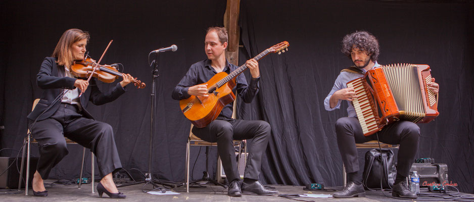 Caroline Bugala, Gaël Rouilhac, Roberto Gervasi; Gaël Rouilhac trio "Waterworks" Festival JAZZ360, samedi 4 juin 2022, Cénac. Photographie © Christian Coulais