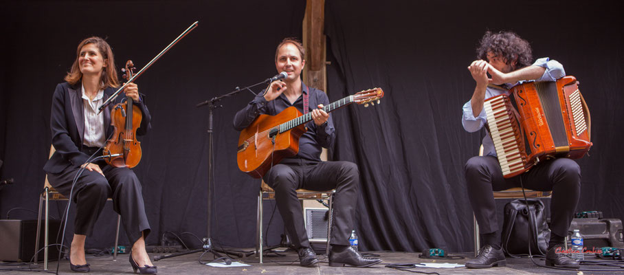 Caroline Bugala, Gaël Rouilhac, Roberto Gervasi; Gaël Rouilhac trio "Waterworks" Festival JAZZ360, samedi 4 juin 2022, Cénac. Photographie © Christian Coulais