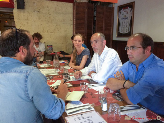 Xavier Sota (Sud-Ouest) interviewe Loïc Prud'homme et Thiphaine Maurin, les deux candidats aux législatives de la France insoumise de la 3ème circonscription de la Gironde. Bordeaux, 13 juin 2017