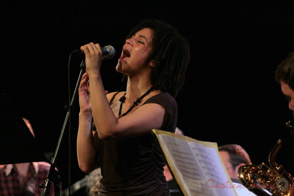 Chanteuse, Big Band du Conservatoire Jacques Thibaud, section MAA-Jazz. Festival JAZZ360 2011, Cénac. 03/06/2011