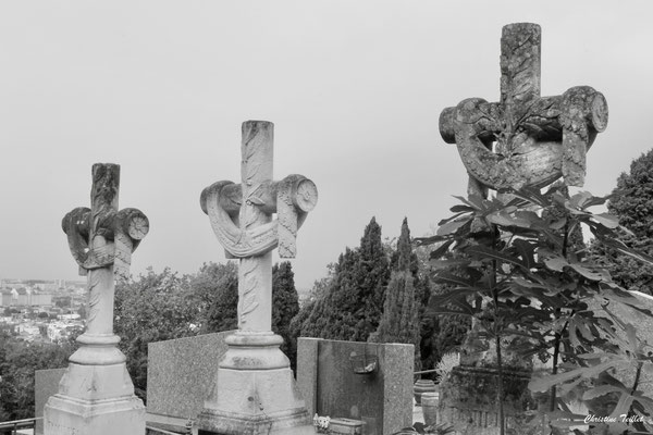 Cimetière de l'église Saint-Romain, Cenon. Jeudi 3 novembre 2022. Photographie © Christine Teillet