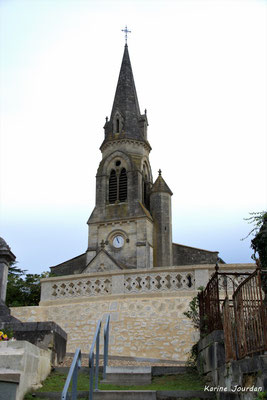 Eglise Saint-Romain et son cimetière, Cenon. Jeudi 3 novembre 2022. Photographie © Karine Jourdan