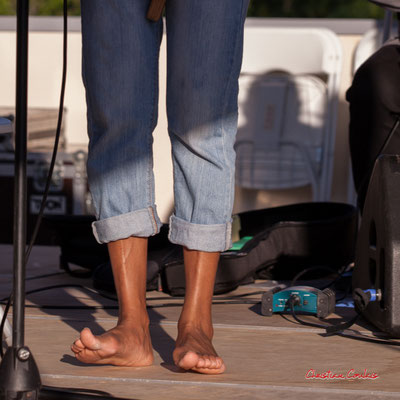 "Swing 3" Amandine Cabald Roche ; Crawfish Wallet. Vendredi 25 juin 2021, Camblanes-et-Meynac. Photographie © Christian Coulais