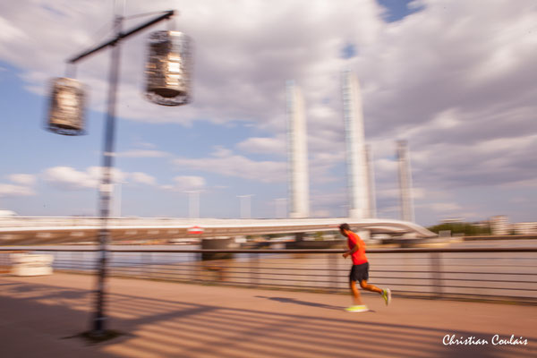 f/22 1/15 sec 24 mm 200 ISO Vendredi 22 août 2025, Bordeaux. Photographie © Christian Coulais