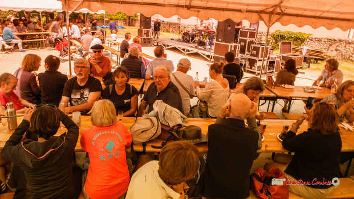 Repas et buvette (vins locaux) sur place. Festival JAZZ360 2019, Quinsac présente The Protolites, scène d'été de la Gironde. 09/06/2019