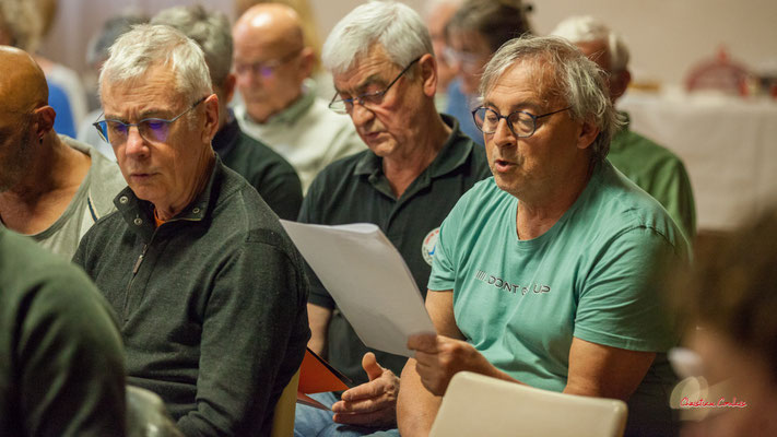 Les Choraleurs invitent Nathalie Aubin à fêter ses 60èmes arpèges. Lundi 15 mai 2023, Quinsac. Photographie © Christian Coulais