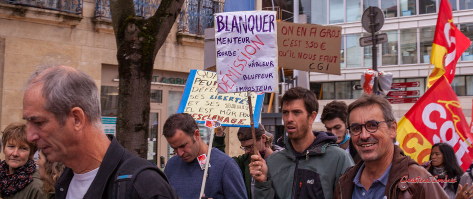 "Blanquer, menteur, démission" Manifestation intersyndicale, Bordeaux, mardi 5 octobre 2021. Photographie © Christian Coulais